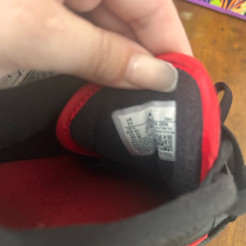 Nike Kids Black and Red Sneakers